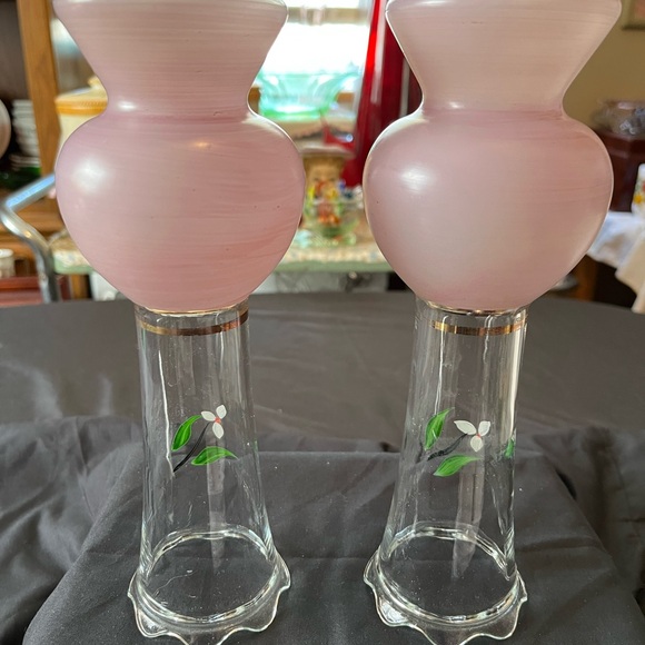 Hand-Painted Pink Floral Glass Vases - Picture 3 of 6